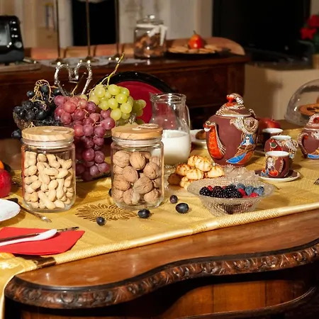 Gran Piazza Maggiore - T&t Communications Bed & Breakfast