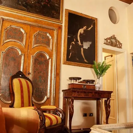 Gran Piazza Maggiore - T&t Communications فندق مبيت وإفطار