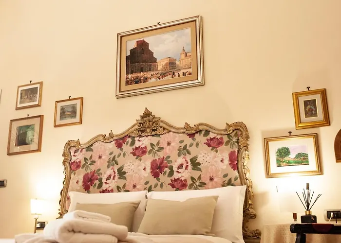 Gran Piazza Maggiore - T&t Communications Bed & Breakfast